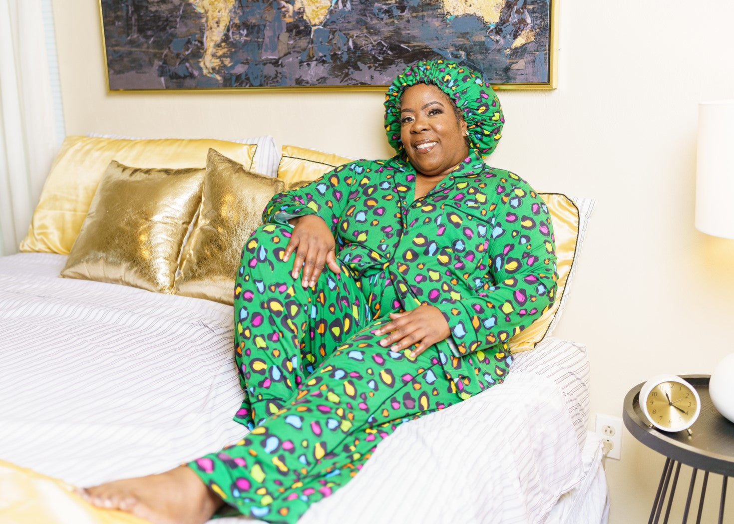 Sleep Like a Queen: Your Guide to Menopause-Friendly Sleepwear