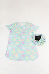 Thumbnail for Women's Bamboo Moisture Wicking, Bubbles Short Sleeve Nightgown Set, With A Matching Satin-Lined Bonnet